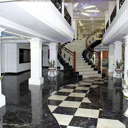 Residence Palais Du Stade Cotonou Bagian luar foto