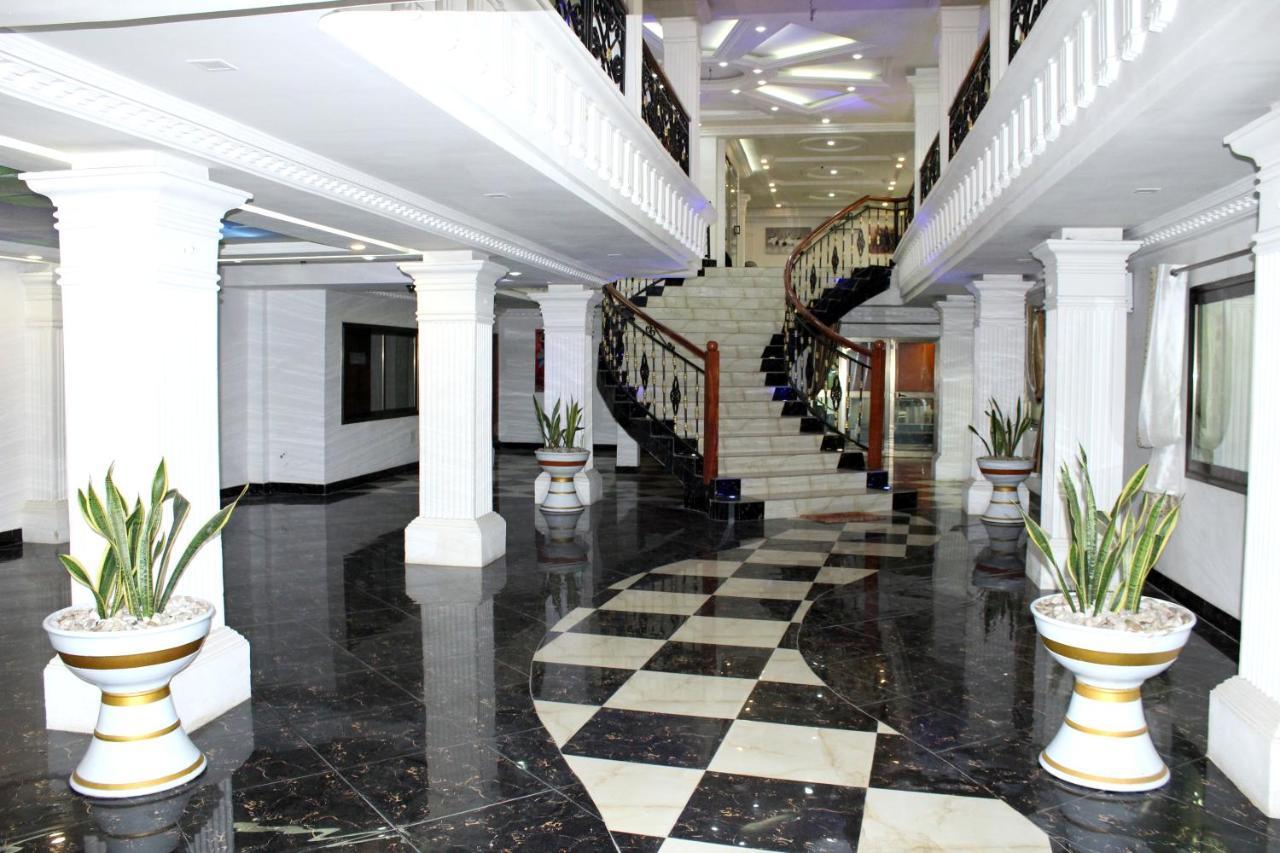 Residence Palais Du Stade Cotonou Bagian luar foto